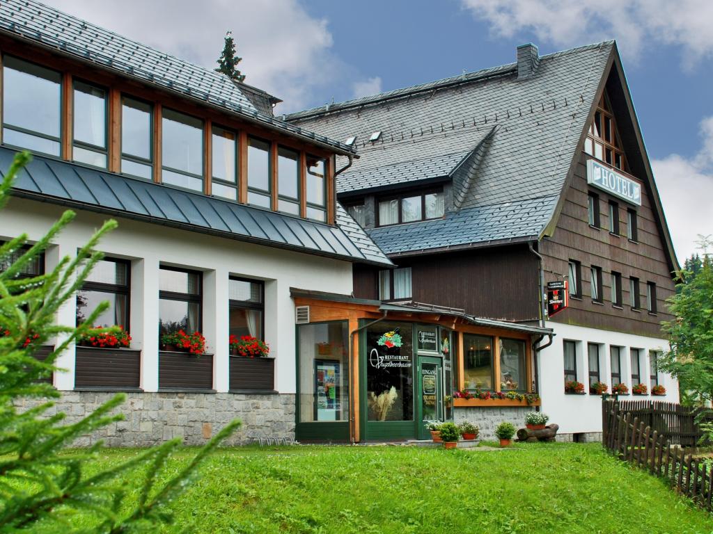 Ferienhotel Mühlleithen, city – Logis-Partner Stoneman Miriquidi Snow
